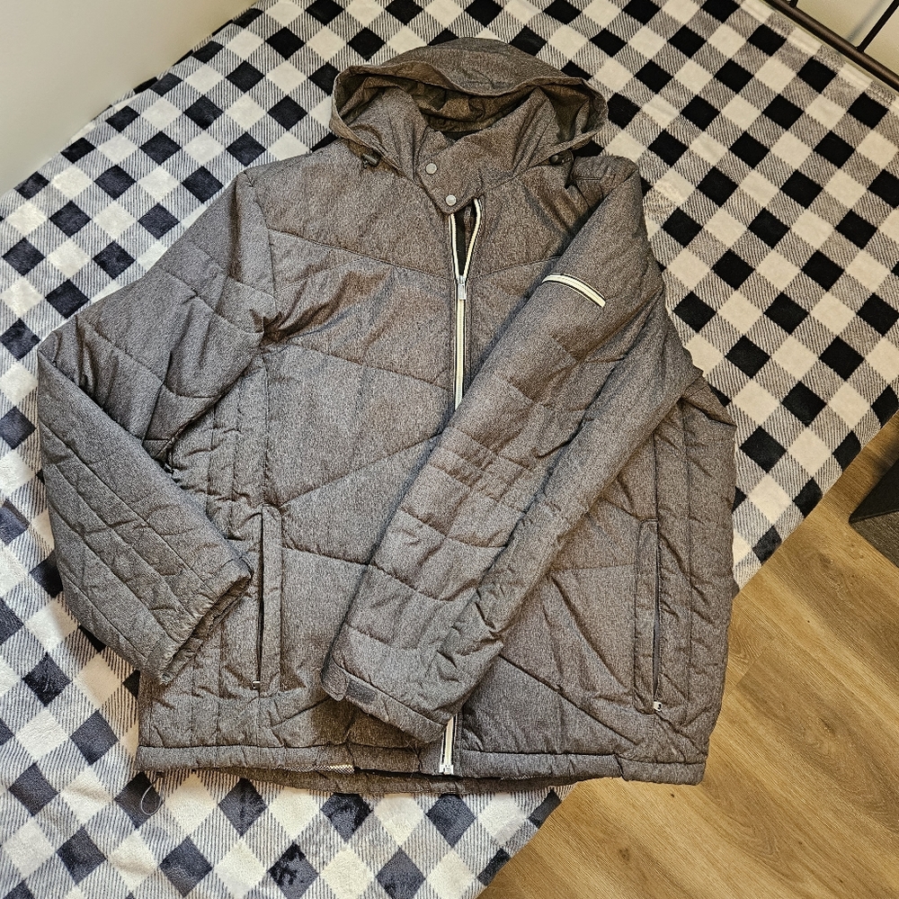 Mens XL winter jacket NWOT